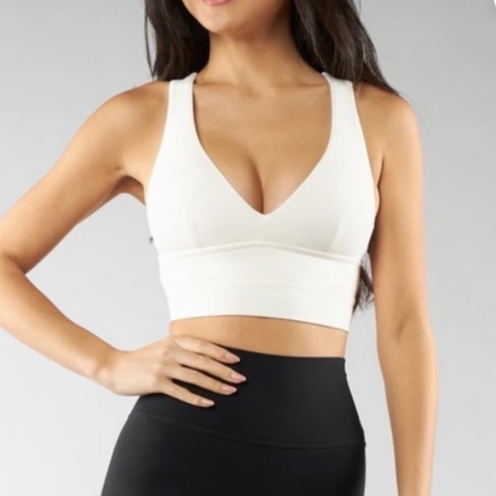 Buffbunny alpha sports bra white
